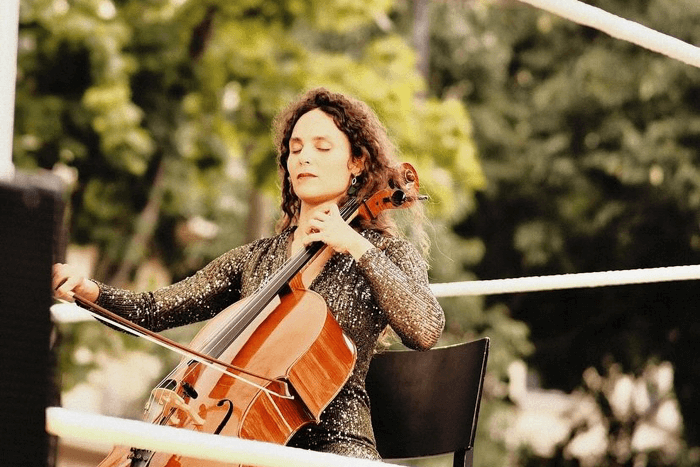 Lola Malique - Violoncelliste